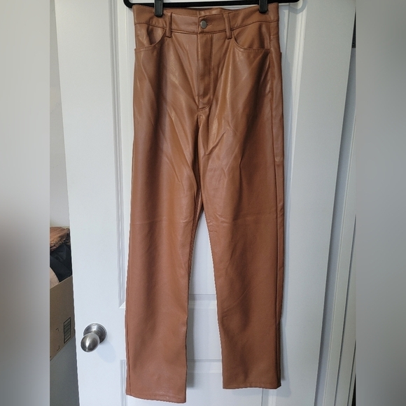 *Host Pick* NWT Size 6 Dynamite Vegan Leather Straight Leg Pants - Picture 4 of 6